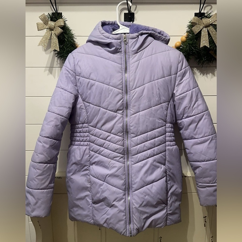Girls UA puffer coat